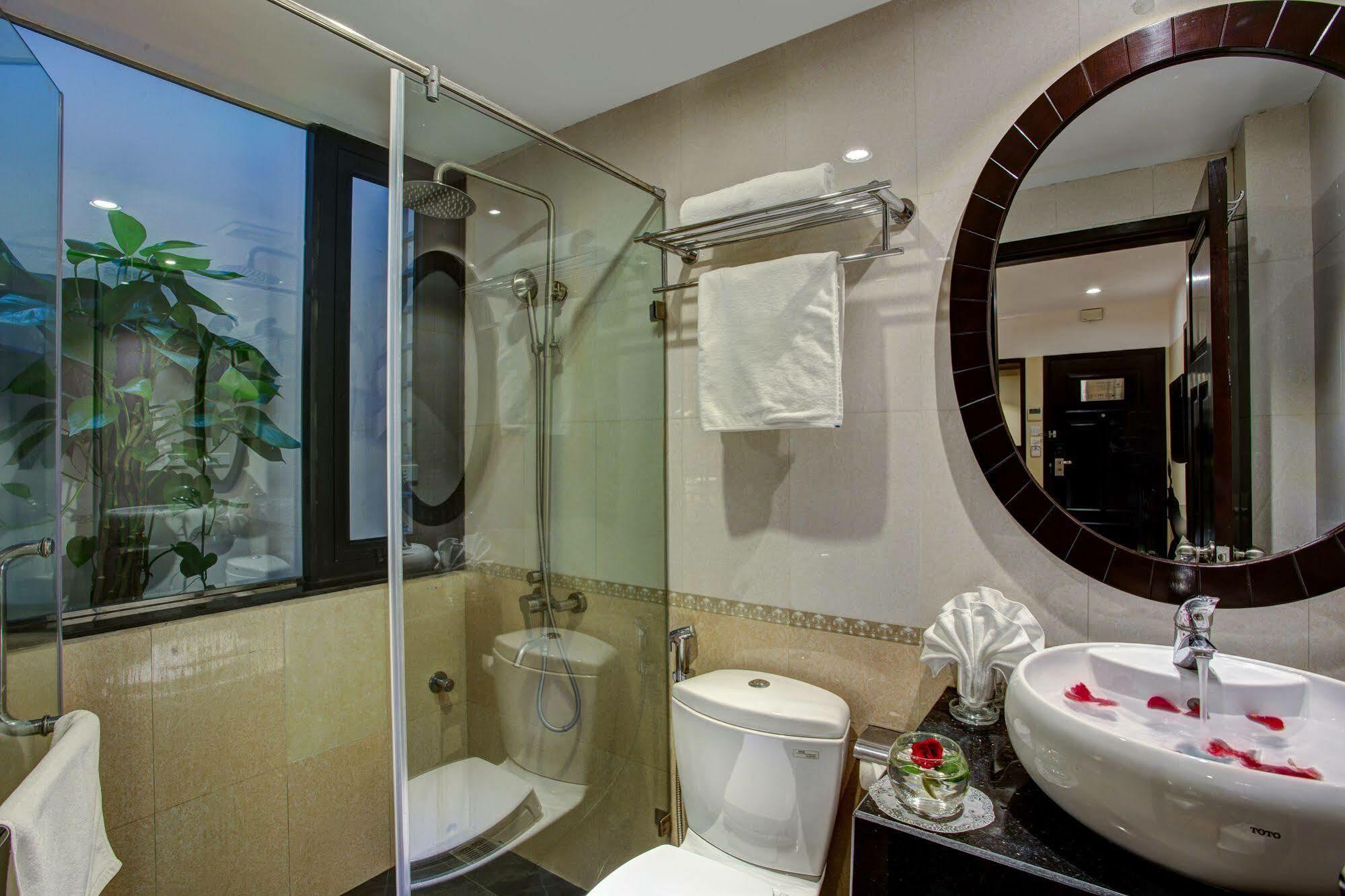 Ambassador Hanoi Hotel & Travel Εξωτερικό φωτογραφία